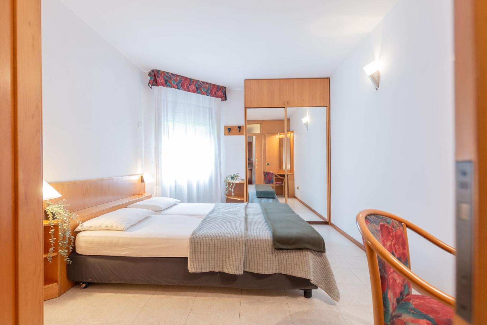 Comano Vacanze Appartamenti Comano Terme Exterior foto