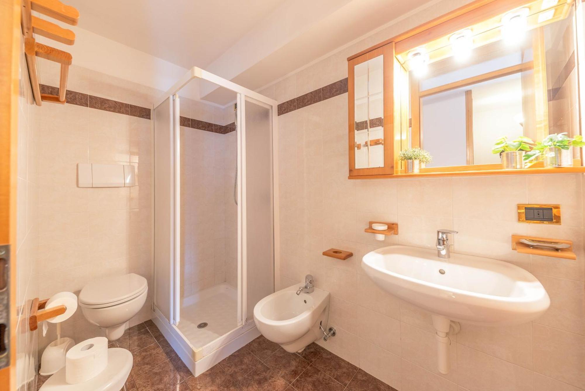 Comano Vacanze Appartamenti Comano Terme Exterior foto